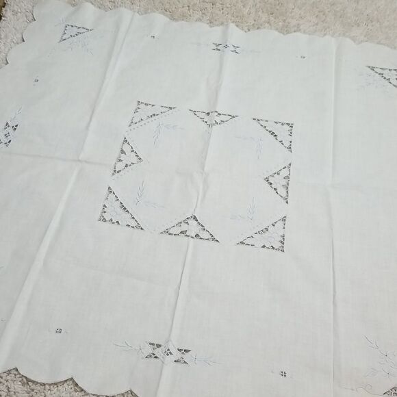 32 X 32 Pale Blue Luncheon Scarf PRETTY! - Picture 2 of 7